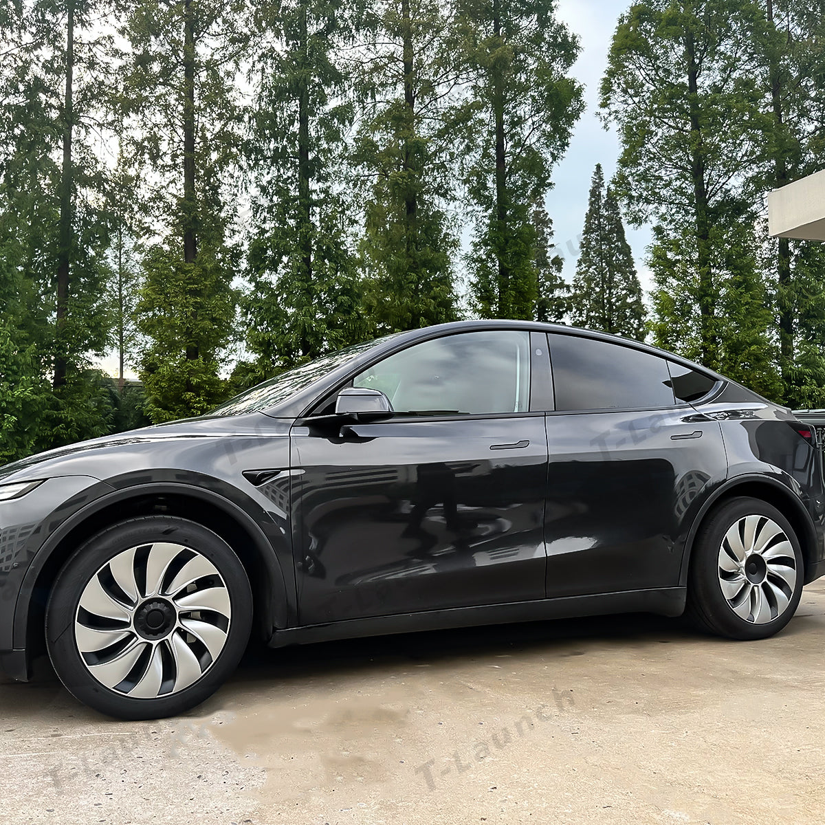 19'' Crossflow Hubcaps Wheel Covers – Spiral Spoke Style for Tesla Model Y Juniper 2025+ (Set of 4)