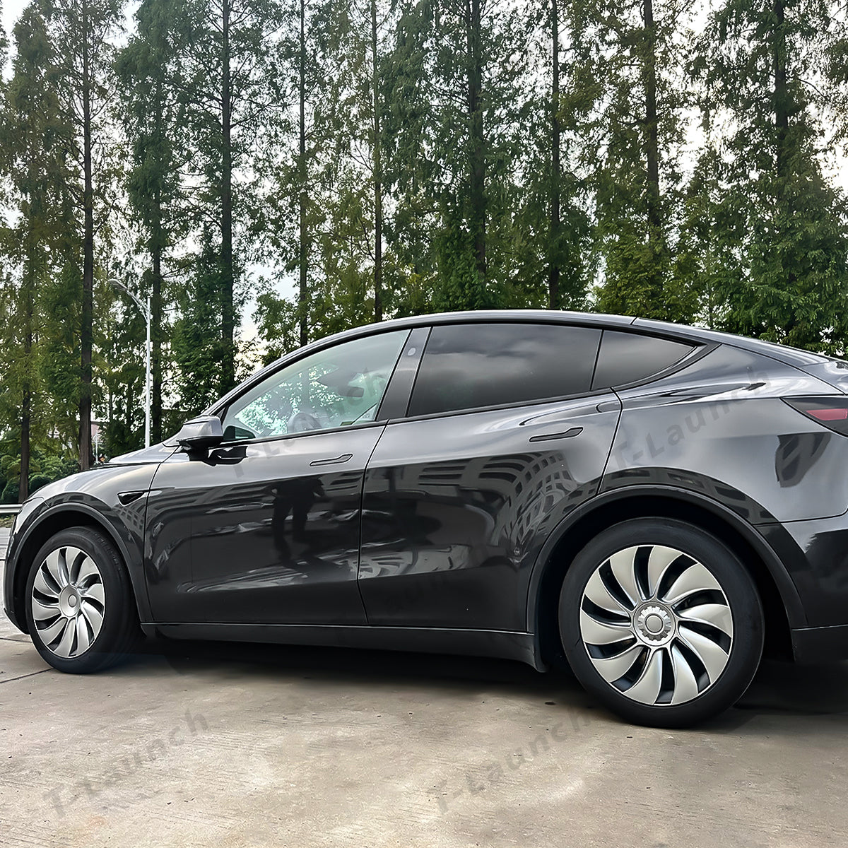 19'' Crossflow Hubcaps Wheel Covers – Spiral Spoke Style for Tesla Model Y Juniper 2025+ (Set of 4)