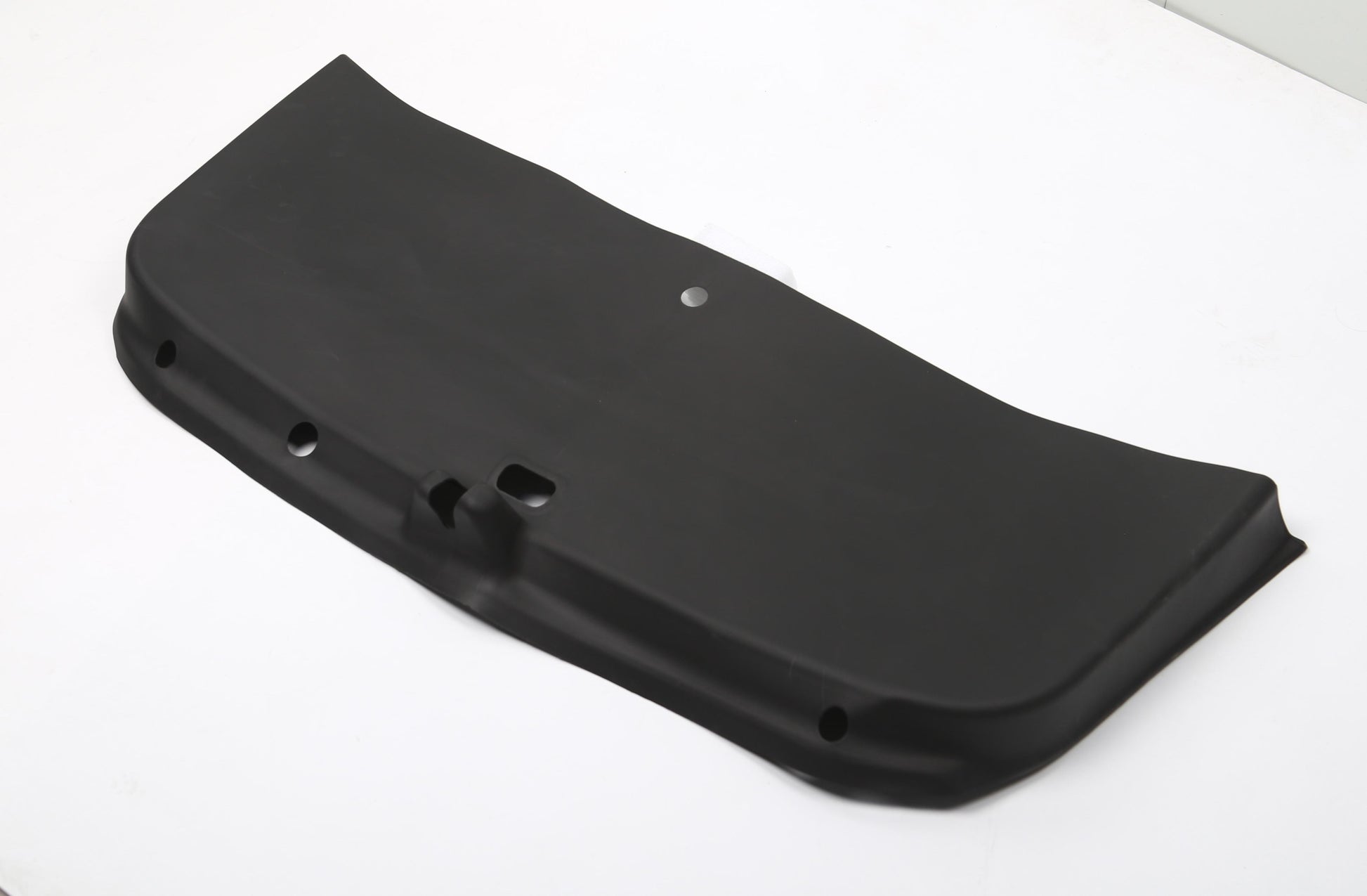 Leather Tailgate Protector – Durable & Stylish Mat for Tesla Model Y Juniper 2025+