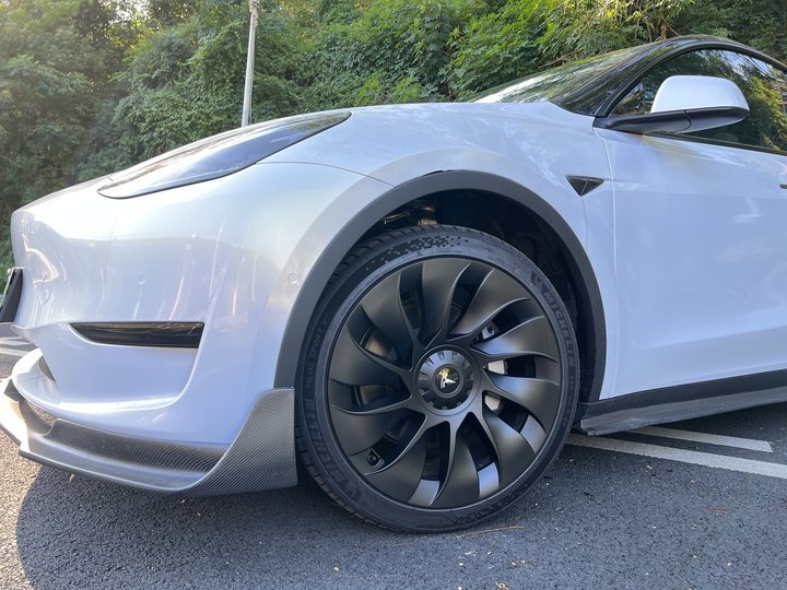 Tesla Model Y 20' Wheel Cover 4 pcs