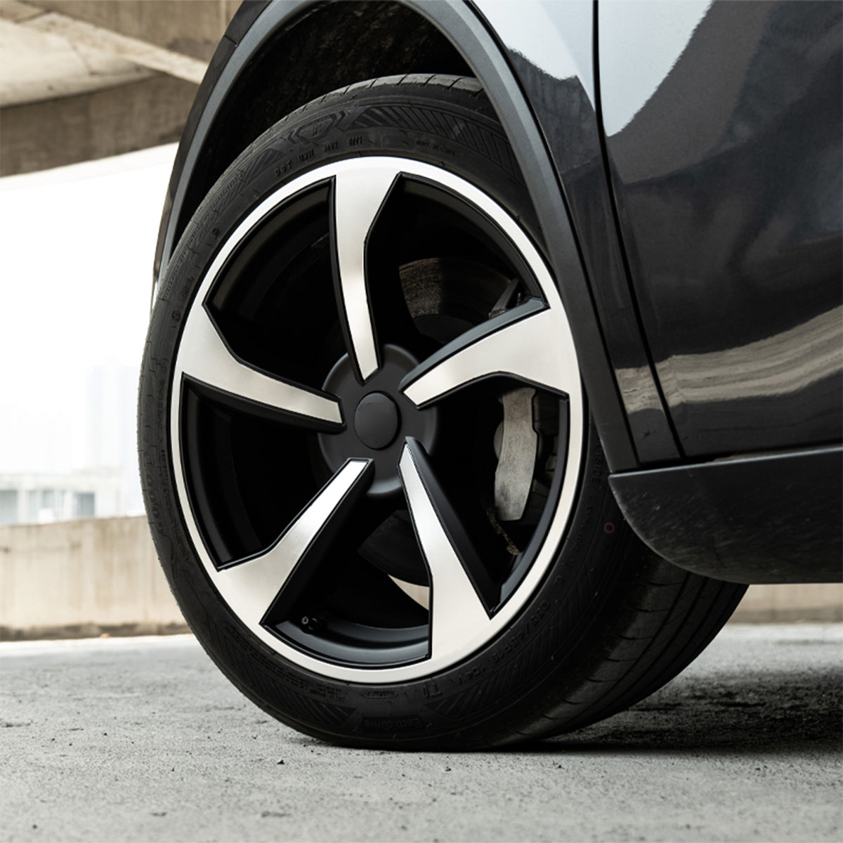 19''Crossflow Wheels Cover Hubcaps for Tesla Model Y Juniper 2025+（4 PCS） Metallic Silver Frame + Black