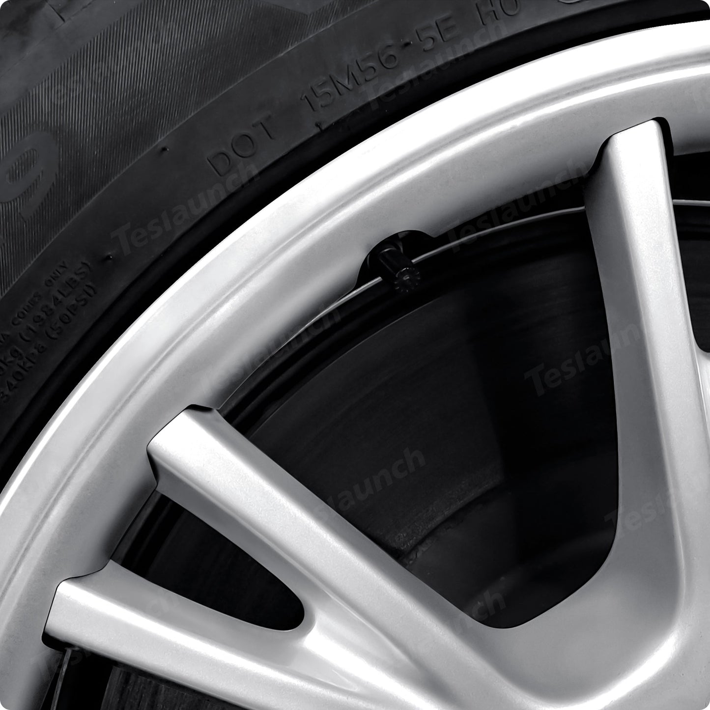 All-in-one Rim Protector for Tesla Model Y 19-inch Gemini Wheel （Cannot be used with the original wheel cover）
